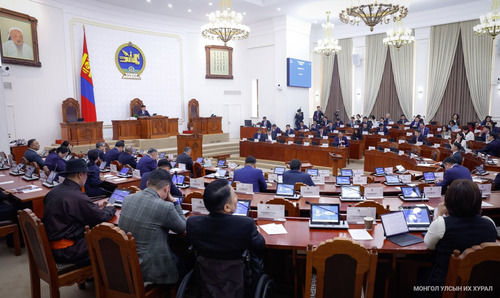 Хууль, тогтоолын төслийг баталж, Гадаад зээлийн ашиглалт, үр ашгийг нэмэгдүүлэх тухай хуулийн төслийг анхны хэлэлцүүлэгт шилжүүлэв